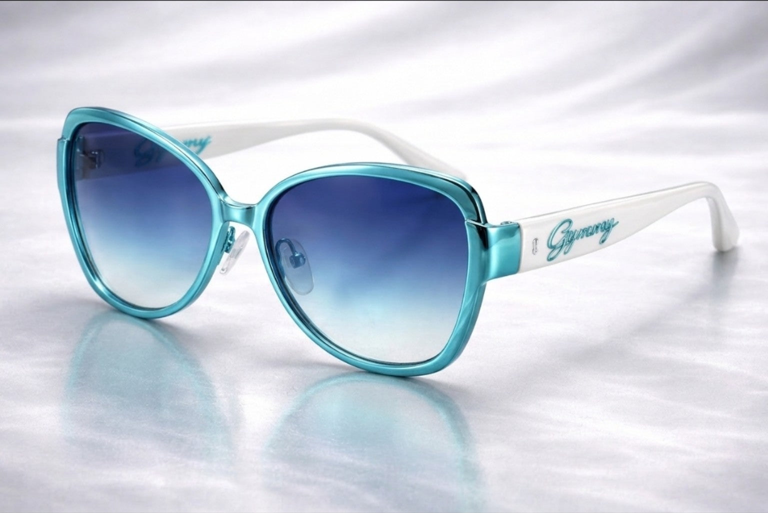GYMMY Opera Shades